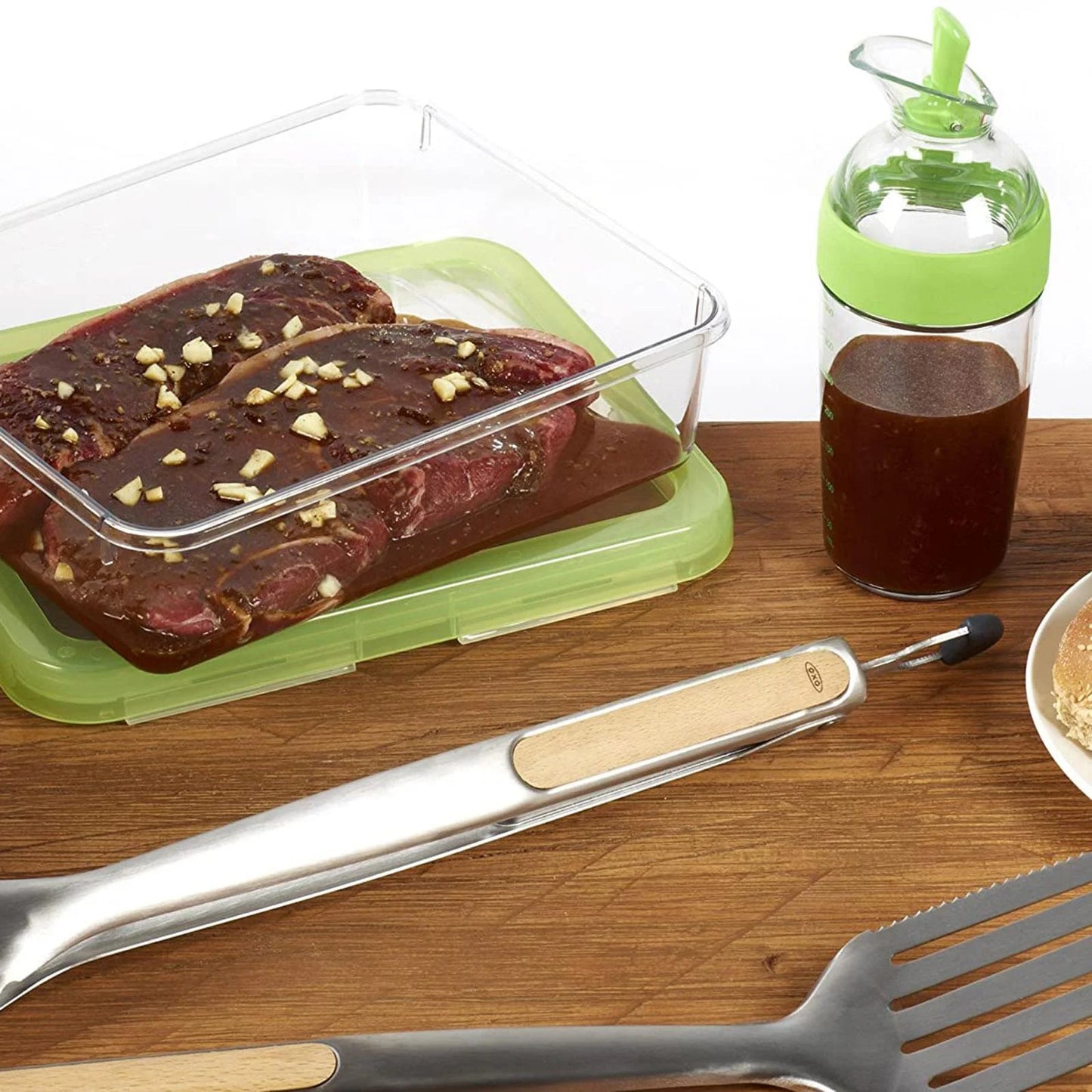 Salad Dressing Shaker Container Bottle Universal Manual Sauces Mixer Juice Mixing Bottle Resistant 8.4With Measurement