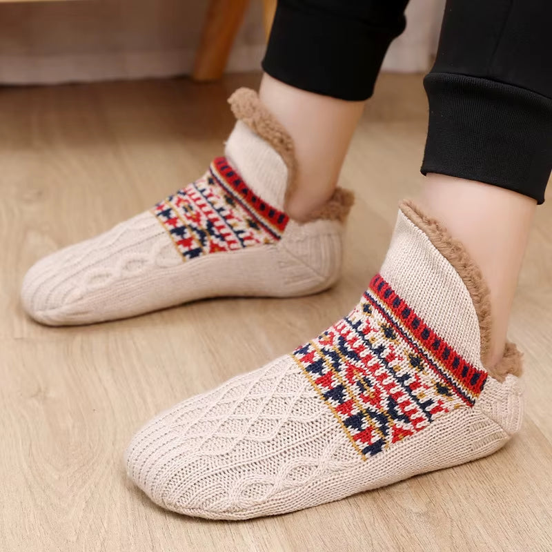 Ultimate Cozy Non-Slip Winter Socks for Men and Women - Soft, Stylish Slippers for Relaxation and Yoga