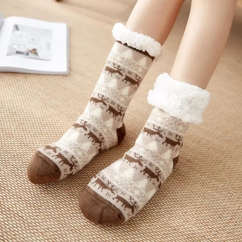 Snuggle Up in Style: Cozy Christmas Fuzzy Socks for Women - Warm, Non-Slip Slipper Socks for Ultimate Indoor Comfort and Perfect Gifting